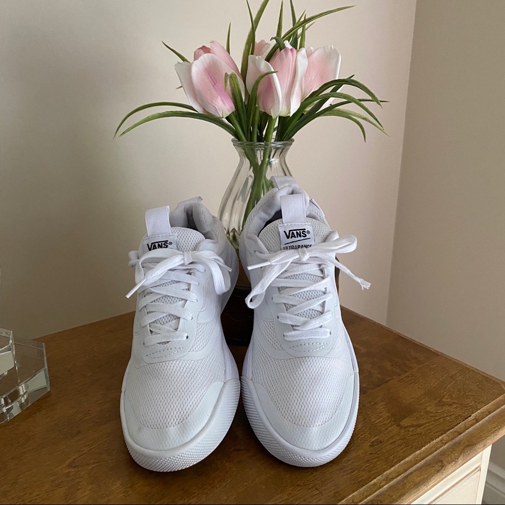Vans Women’s Ulta Range Ultra Cush Size 8